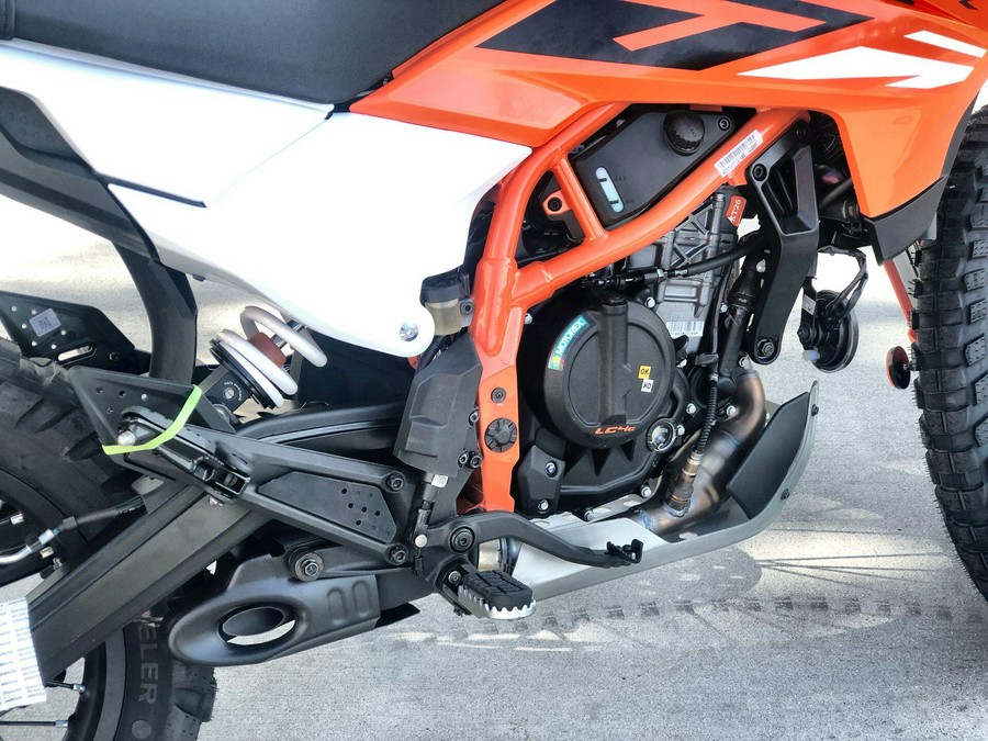 2026 KTM 390 ENDURO R