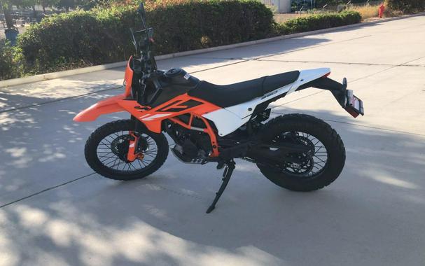 2026 KTM 390 ENDURO R