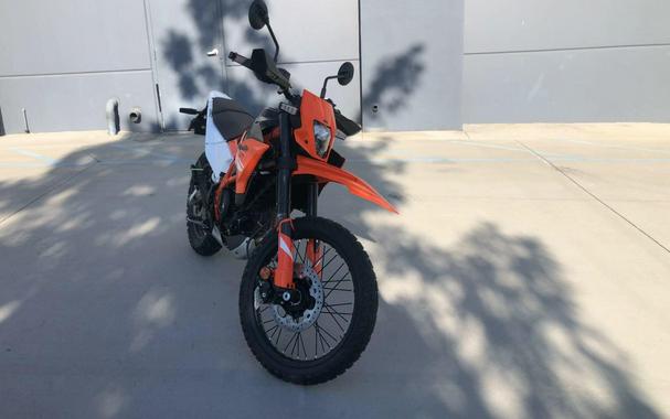 2026 KTM 390 ENDURO R