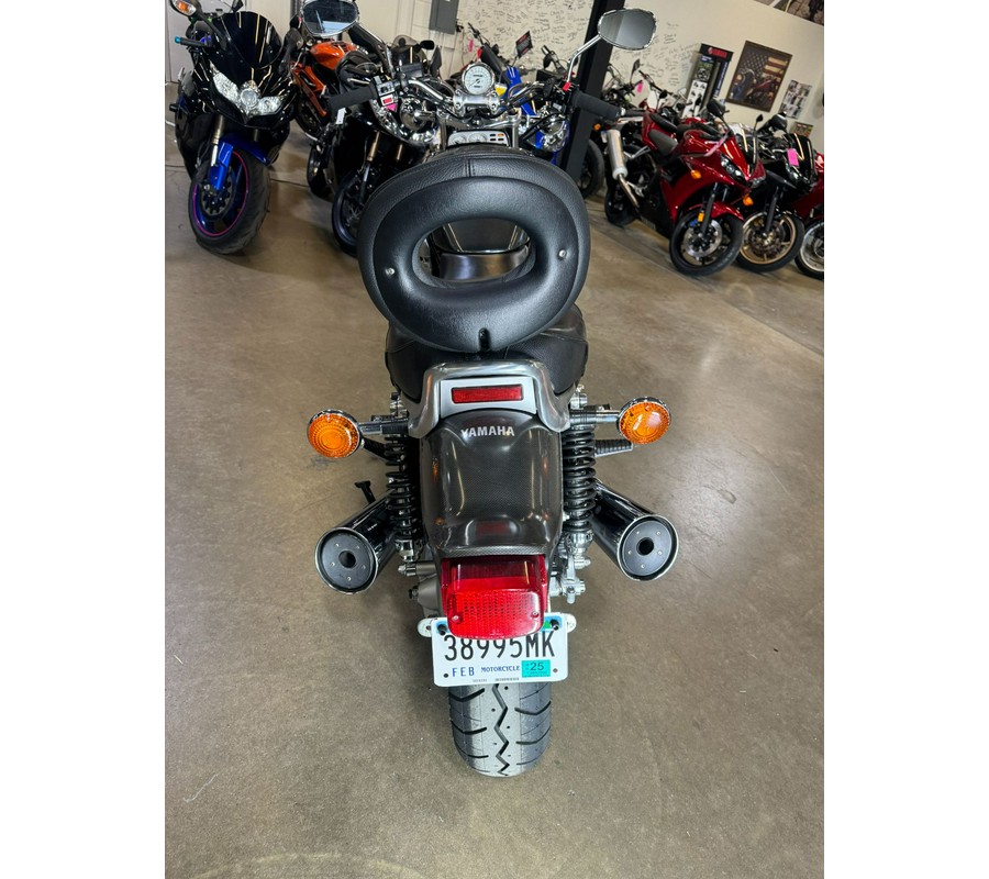 2002 Yamaha V-Max