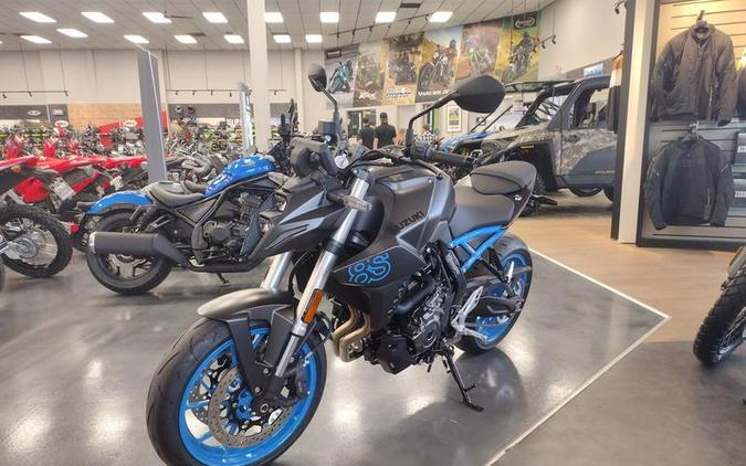 2024 Suzuki GSX-8S