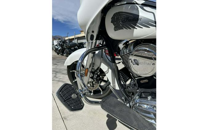 2017 Indian Motorcycle CHFTN LTD, PEARL WHITE SMOKE, 49ST Limited