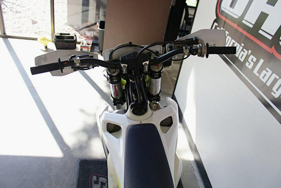 2023 Husqvarna® TE 300