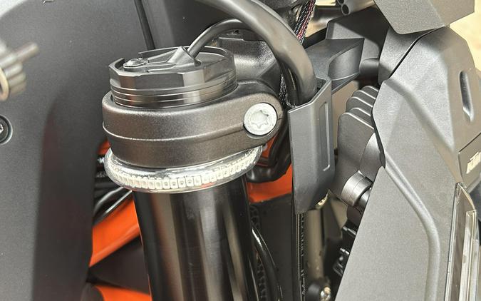 2025 KTM 1390 Super Duke R