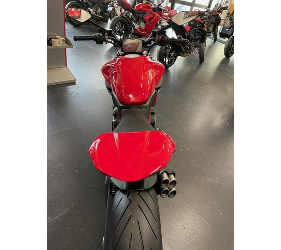 2023 Ducati Diavel V4 Ducati Red