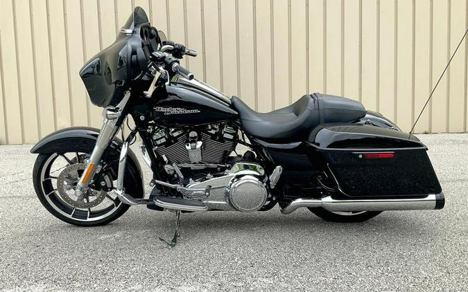 2020 Harley-Davidson® FLHX - Street Glide®