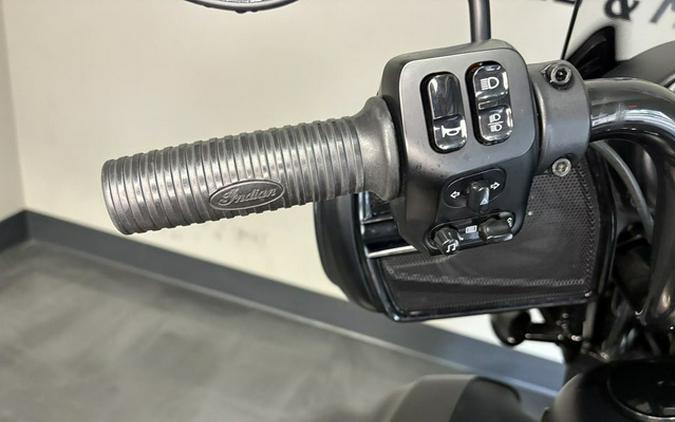 2021 Indian Roadmaster Dark Horse Thunder Black Smoke