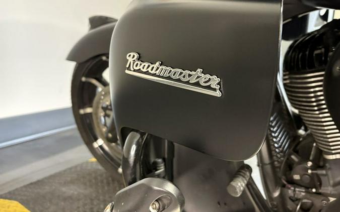 2021 Indian Roadmaster Dark Horse Thunder Black Smoke