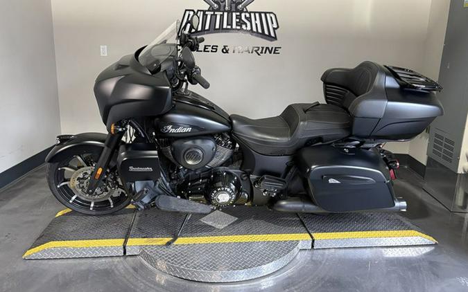 2021 Indian Roadmaster Dark Horse Thunder Black Smoke