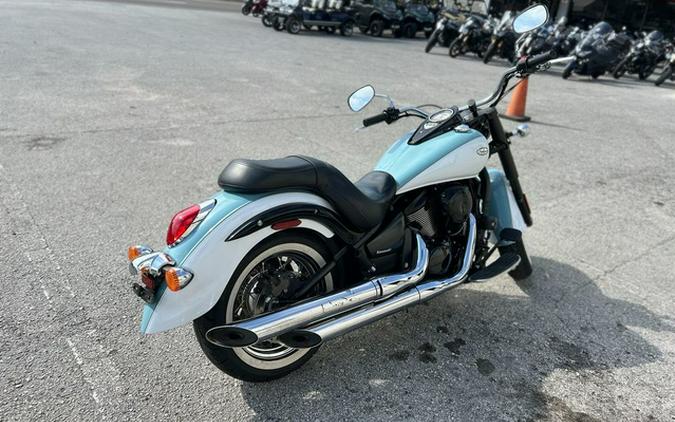 2020 Kawasaki Vulcan 900 Classic