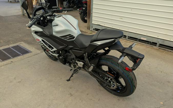 2026 Kawasaki Ninja® 650 ABS