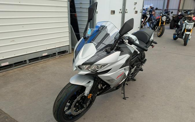 2026 Kawasaki Ninja® 650 ABS