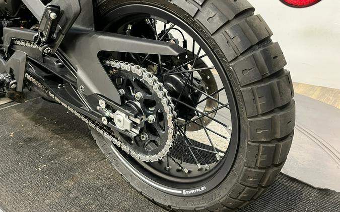2024 Husqvarna Svartpilen 401