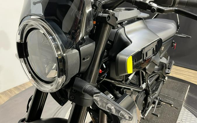 2024 Husqvarna Svartpilen 401