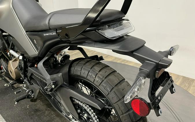 2024 Husqvarna Svartpilen 401