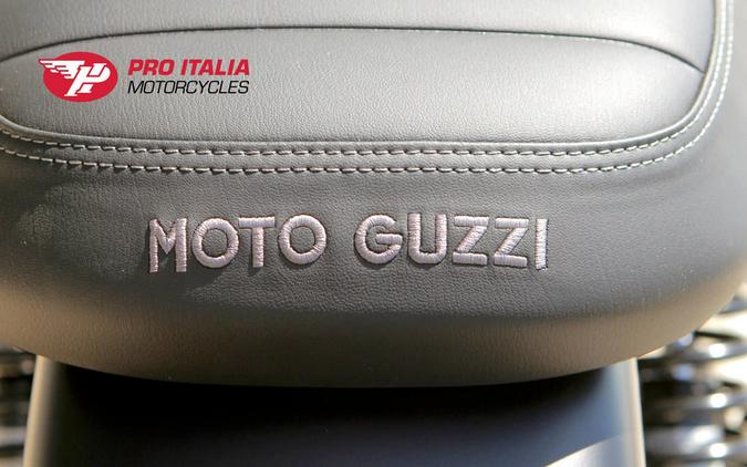 2023 Moto Guzzi V7 Stone