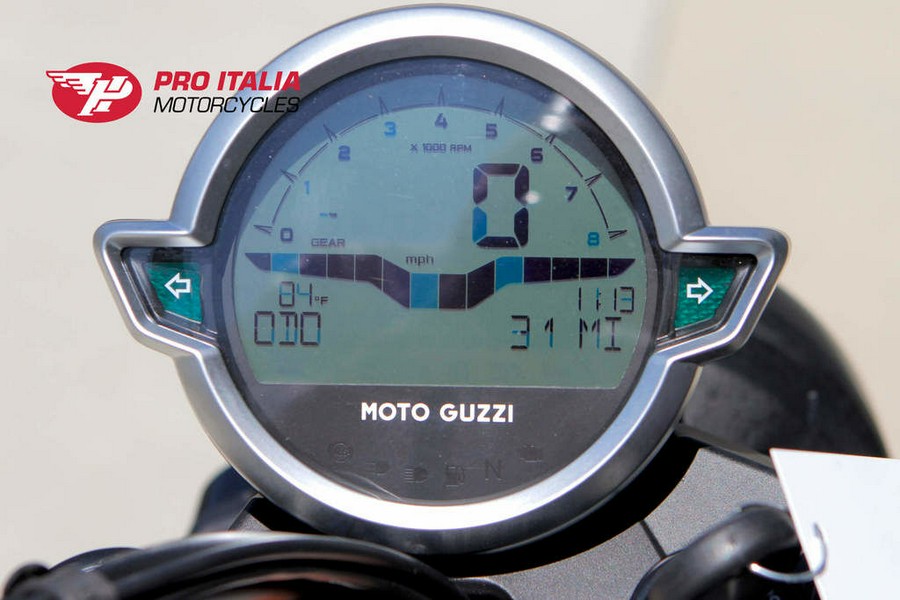 2023 Moto Guzzi V7 Stone