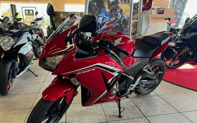 2022 Honda® CBR300R ABS