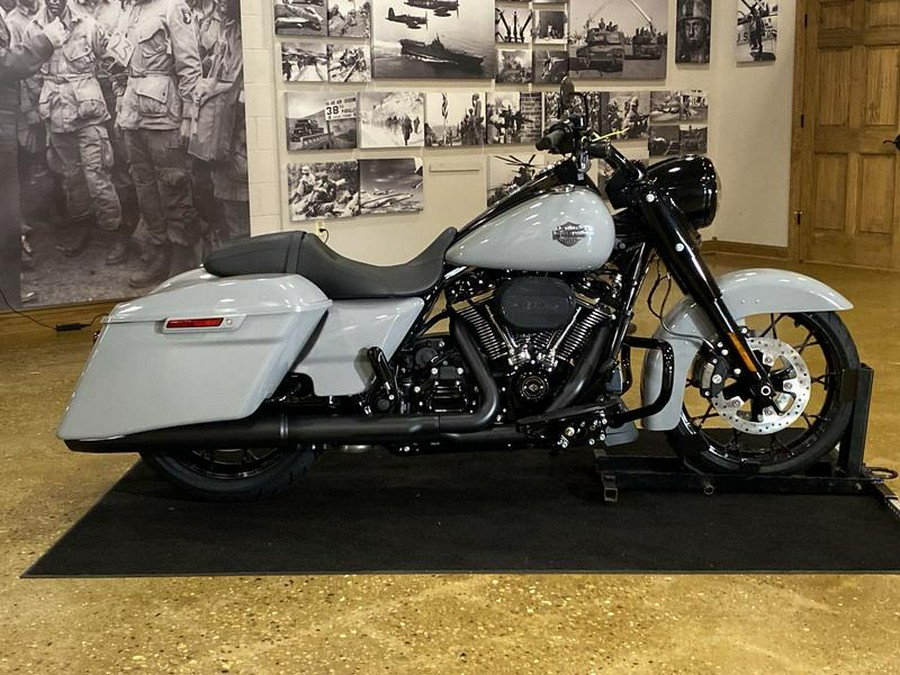 2024 Harley-Davidson® FLHRXS - Road King® Special