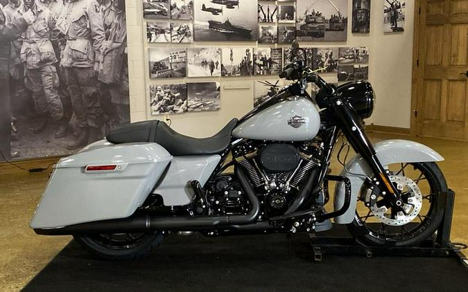 2024 Harley-Davidson® FLHRXS - Road King® Special