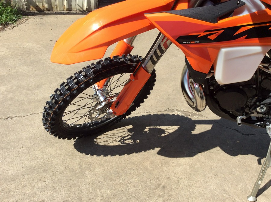 2025 KTM XC 250