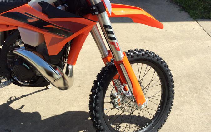 2025 KTM XC 250