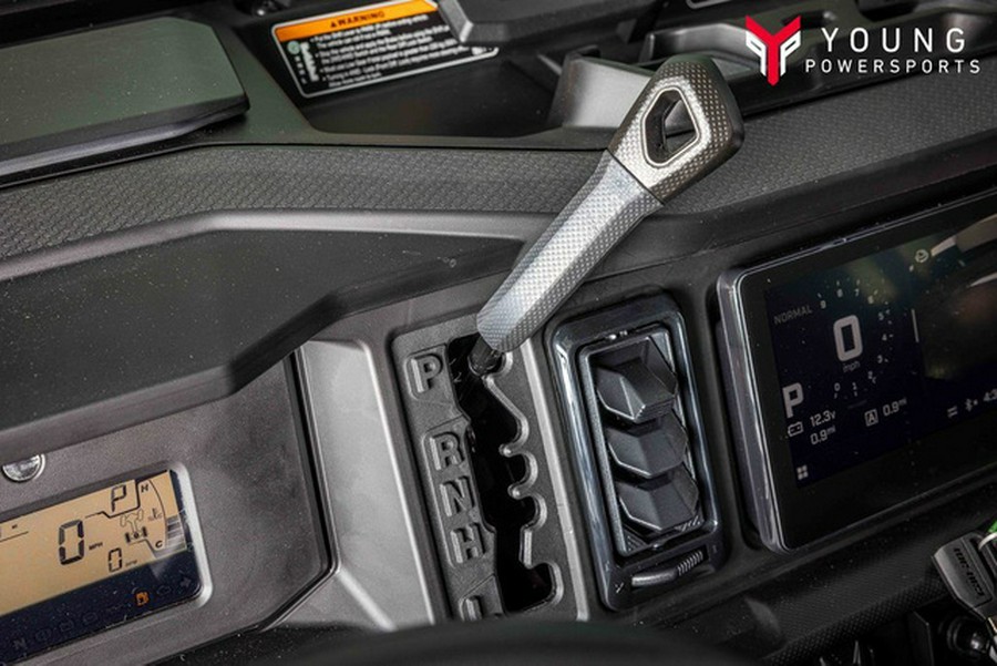 2026 Can-Am Defender MAX Limited HD11