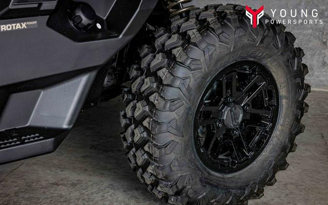 2026 Can-Am Defender MAX Limited HD11