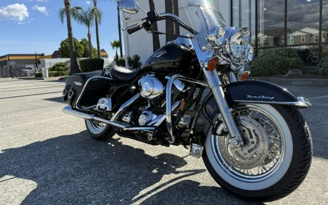 2005 Harley-Davidson FLHRCI Road King® Classic