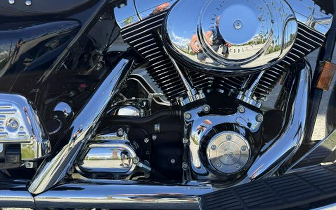 2005 Harley-Davidson FLHRCI Road King® Classic
