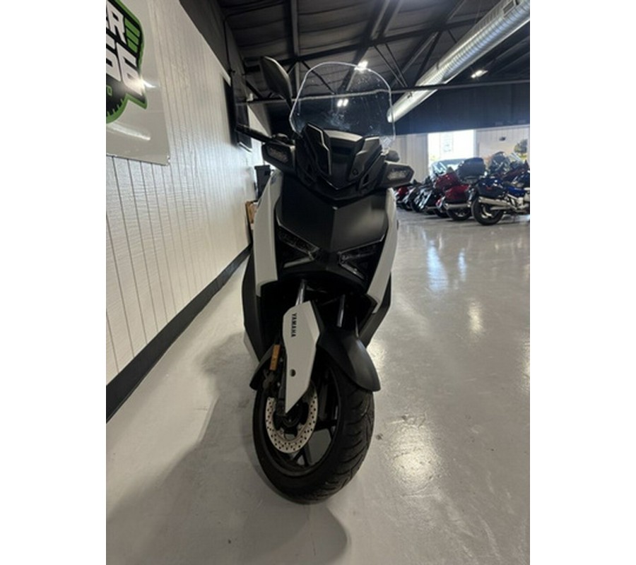2024 Yamaha XMAX
