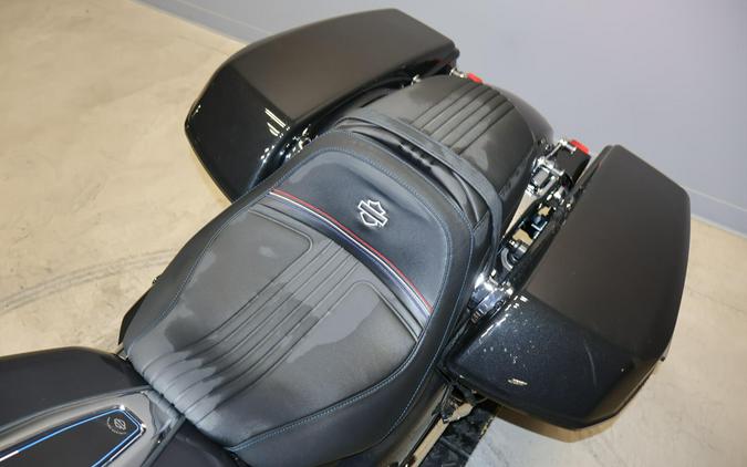 2026 Harley-Davidson Street Glide FLHX