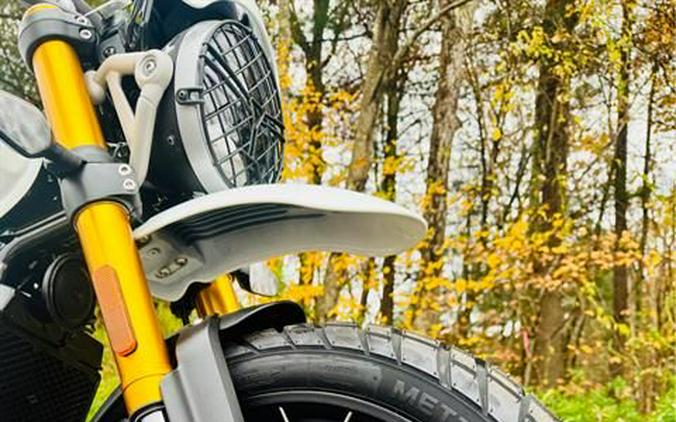 2026 Triumph Scrambler 400 XC