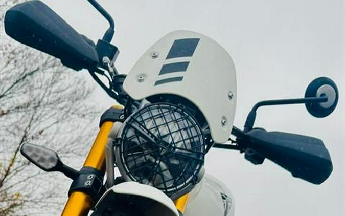 2026 Triumph Scrambler 400 XC