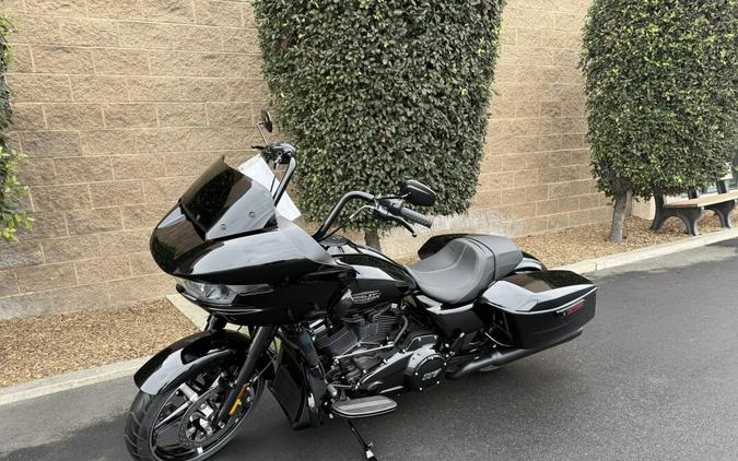 FLTRX 2025 Road Glide™