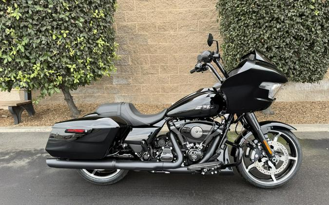 FLTRX 2025 Road Glide™