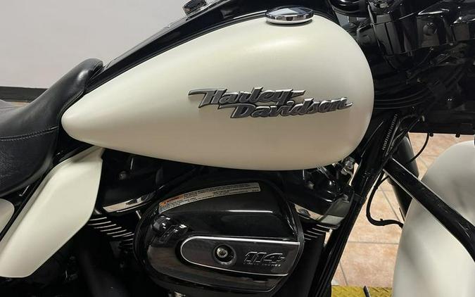 2019 Harley-Davidson® FLHRXS - Road King® Special