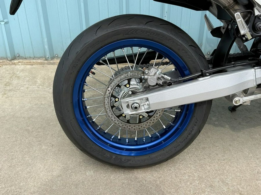 2025 Suzuki DR-Z 4SM