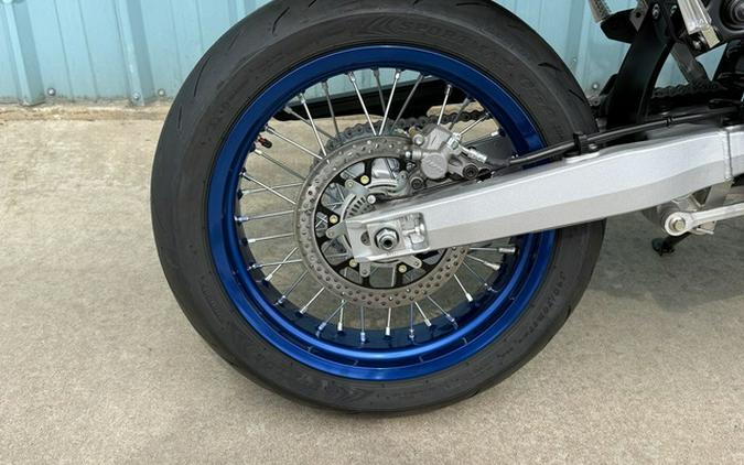2025 Suzuki DR-Z 4SM