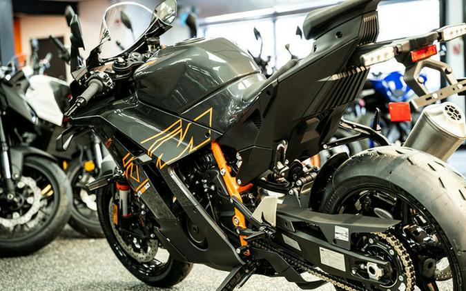 2026 KTM RC 990 R