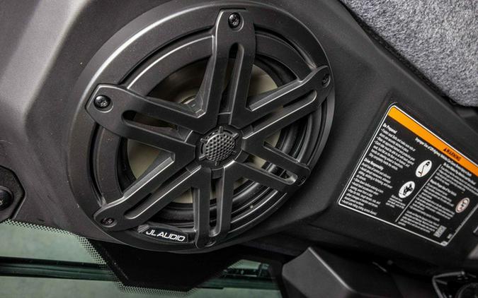 2026 Can-Am Defender MAX Limited HD11 Desert Tan & Carbon Blac