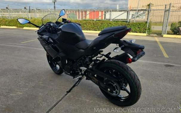 2026 Kawasaki Ninja® 500 ABS