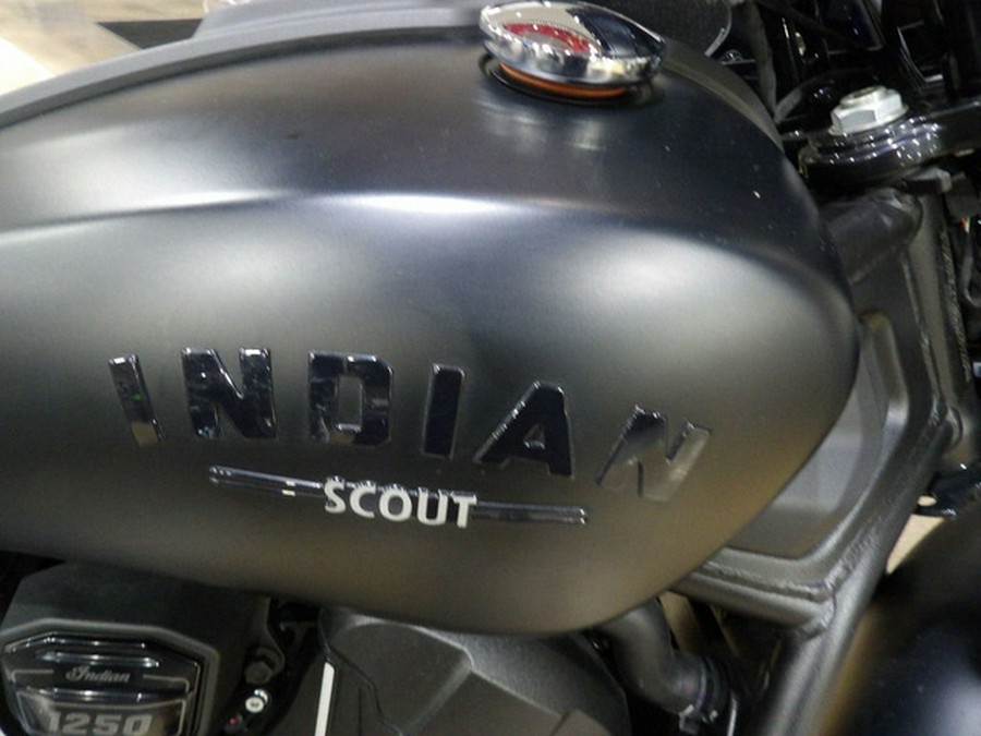 2025 Indian Scout Classic Limited Black Metallic