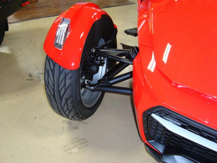 2024 Can-Am® Spyder F3 Limited Platine Wheels