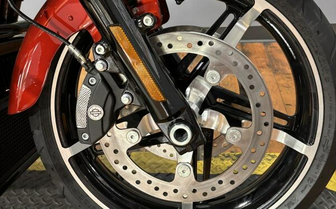 2025 Harley-Davidson® Road Glide™ WHSKEY FIRSTORM/BLACK TRIM