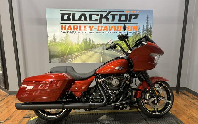 2025 Harley-Davidson® Road Glide™ WHSKEY FIRSTORM/BLACK TRIM