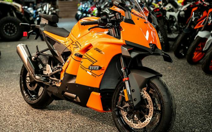 2026 KTM RC 990 R