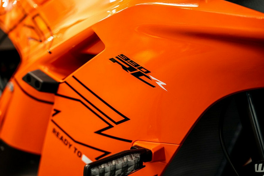 2026 KTM RC 990 R