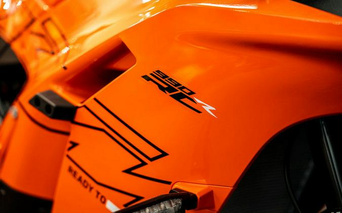 2026 KTM RC 990 R