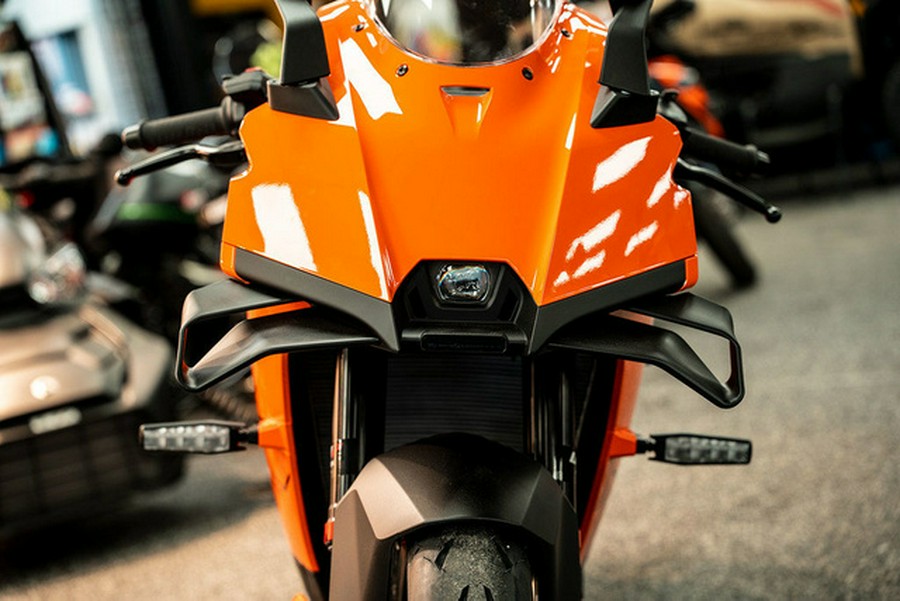 2026 KTM RC 990 R